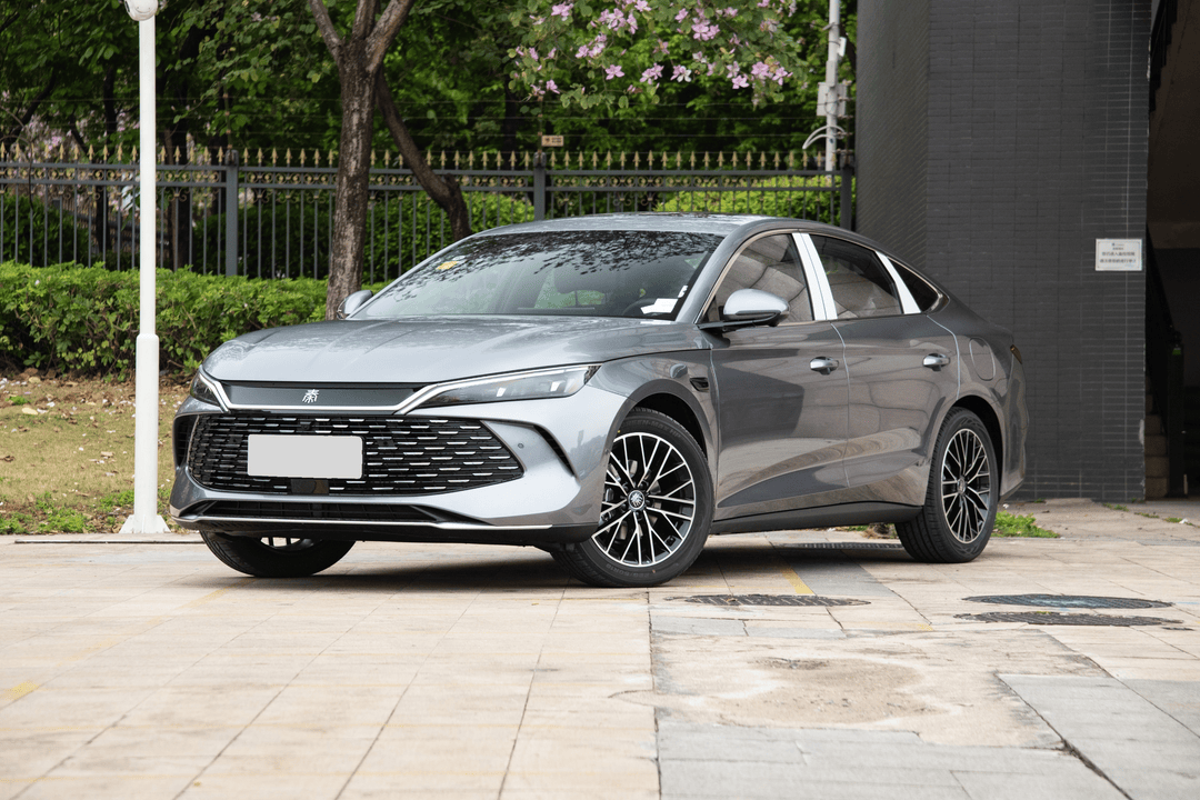 2025 BYD Qin L DM-i - Image 3