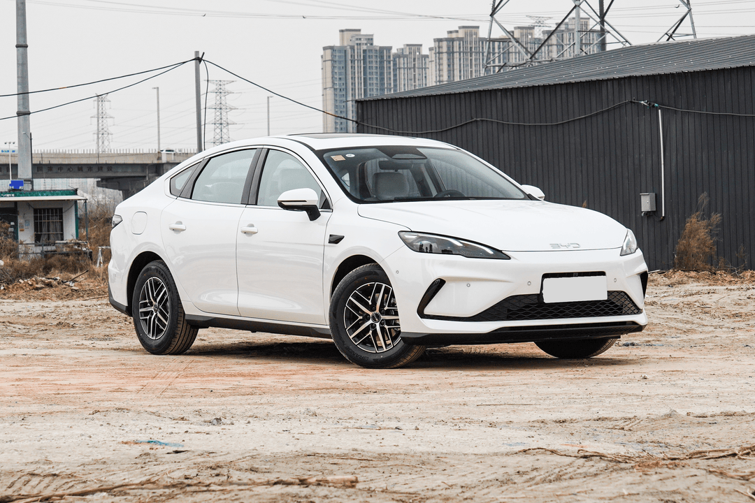 2025 BYD Seal 05 DM-i