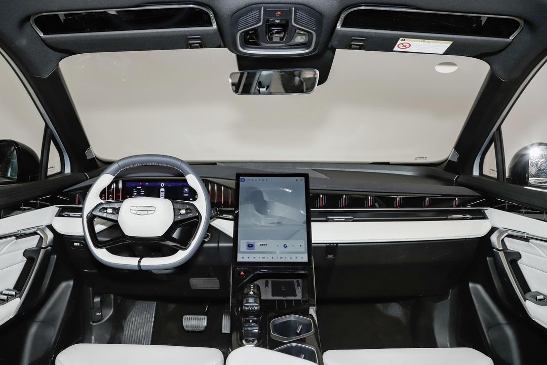 2025 Geely Starray 1.5TD - Image 4