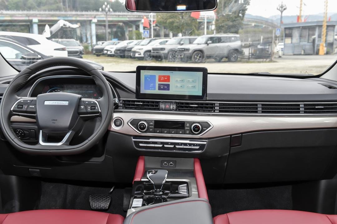 2025 Jetour X70L 1.5T - Image 5