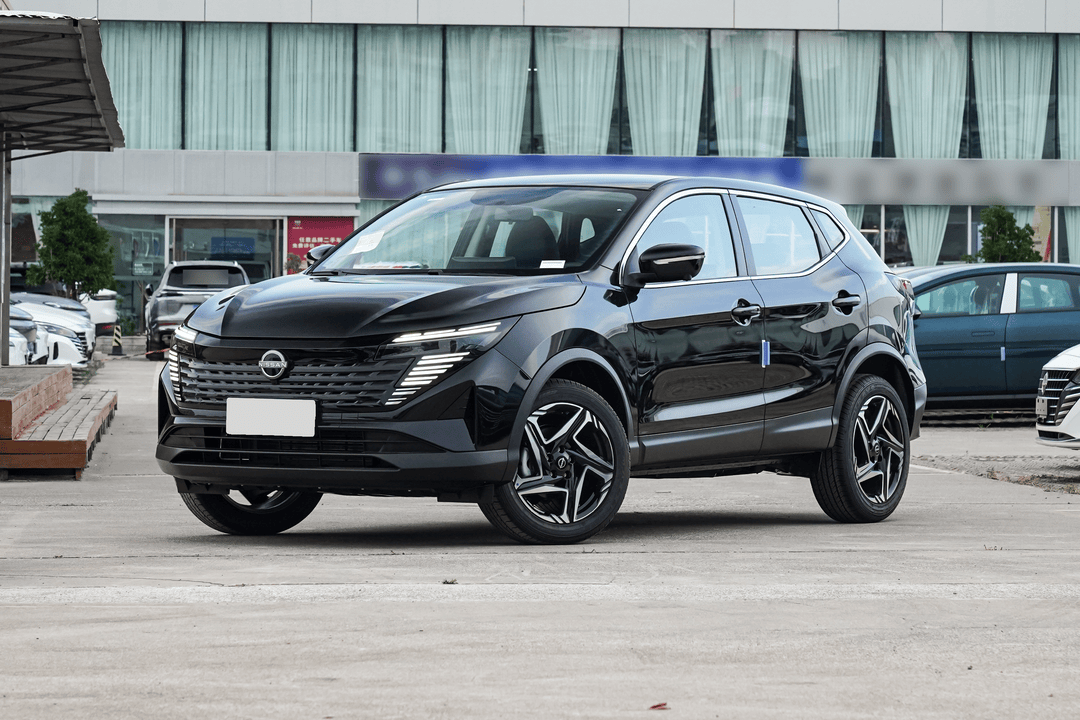 2026 Nissan Qashqai 2.0L - Image 3