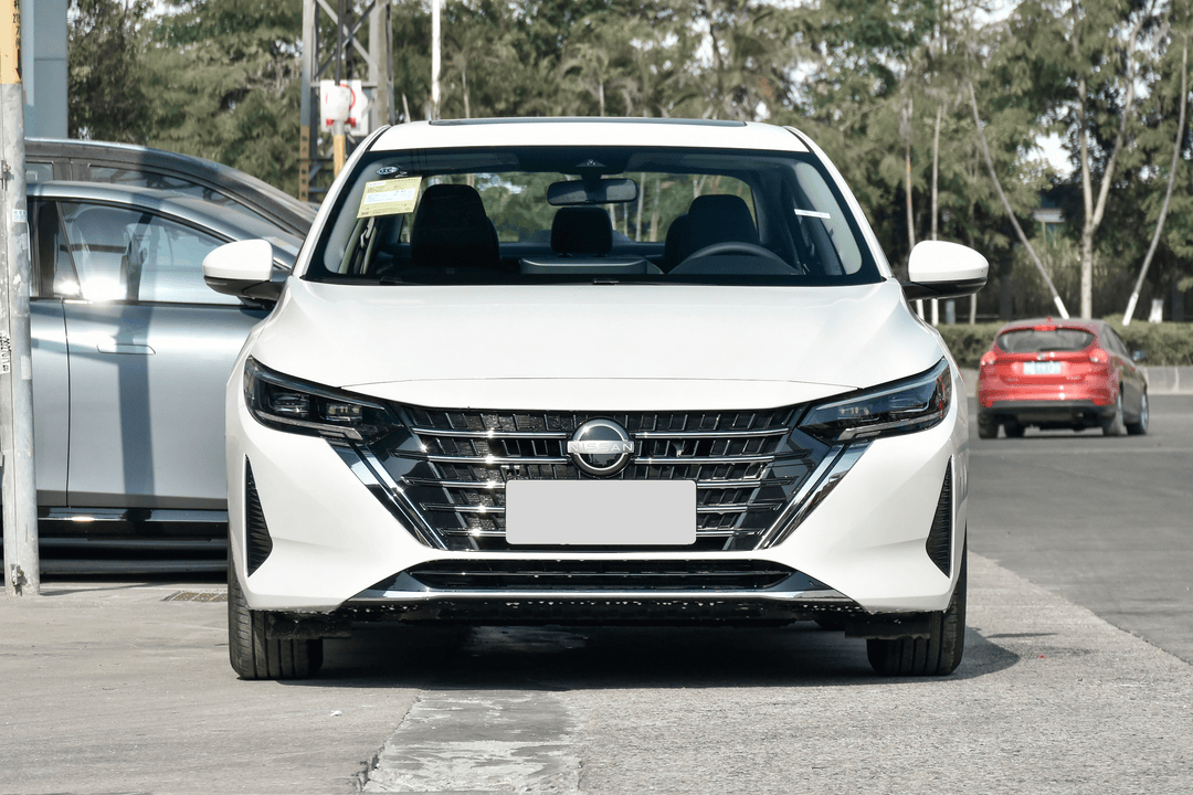 2026 Nissan Sylphy 1.6L - Image 2