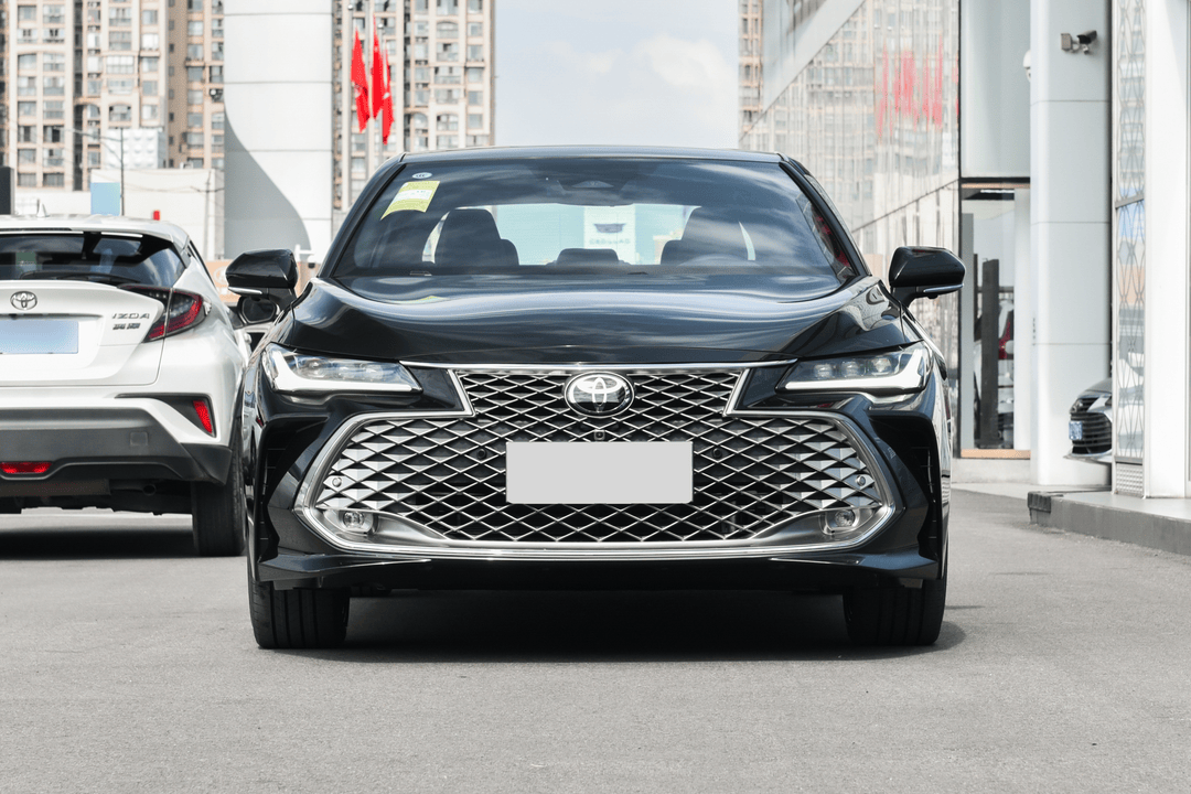 2024 Toyota Avalon 2.0L - Image 2