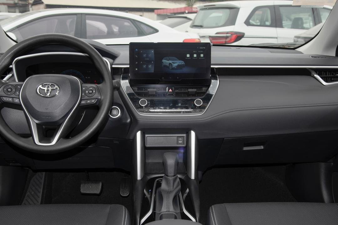 2026 Toyota Frontlander 2.0L HEV - Image 5