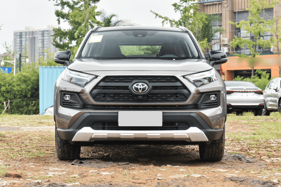 2026 Toyota RAV4 2.0L - Image 2