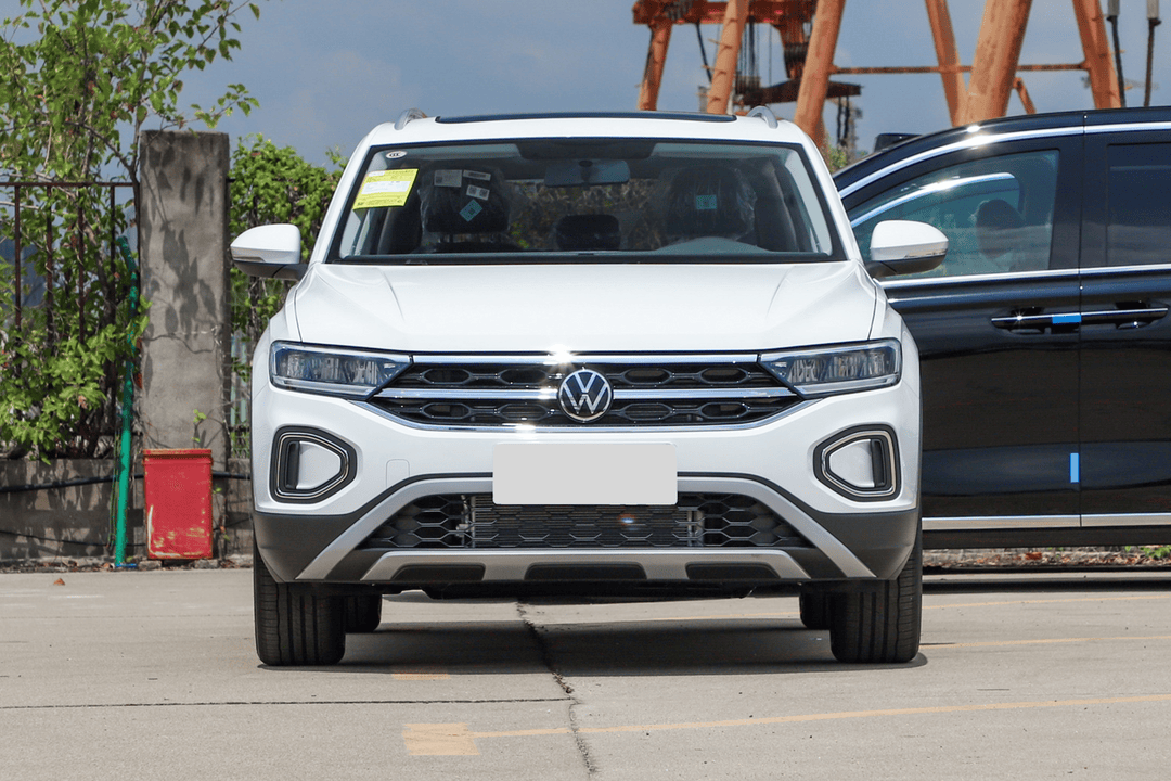 2026 Volkswagen T-Roc 300TSI - Image 2