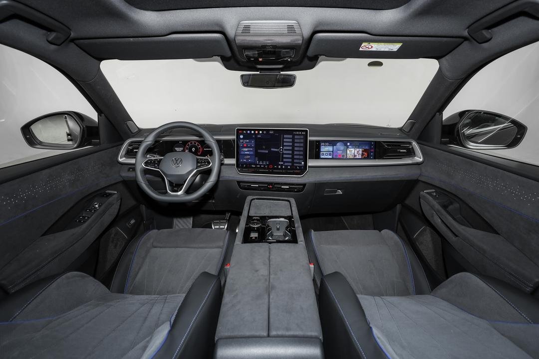 2026 Volkswagen Teramont Pro 450TSI - Image 4
